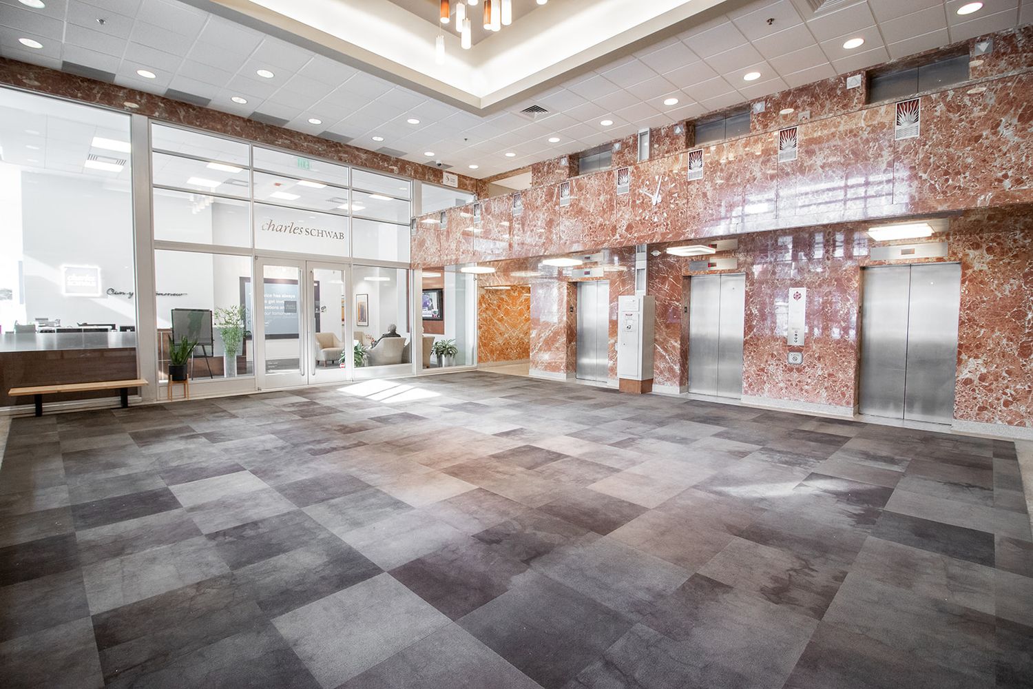Lincoln Plaza: 818 W Riverside Ave, Spokane, WA 99201
